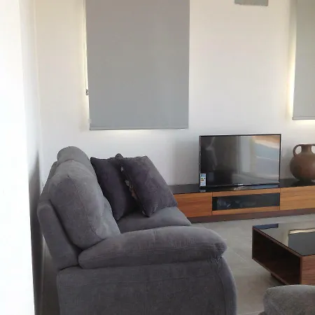 Idol Exceptional Pomos