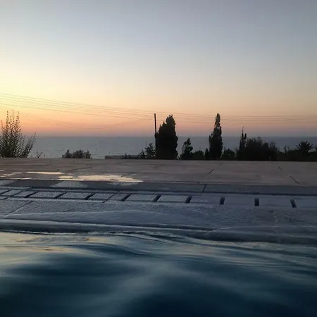 Villa Idol Exceptional