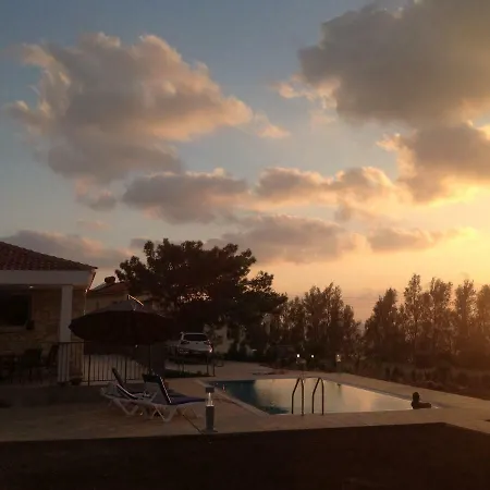 Villa Idol Exceptional