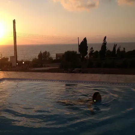 Idol Exceptional Βίλα