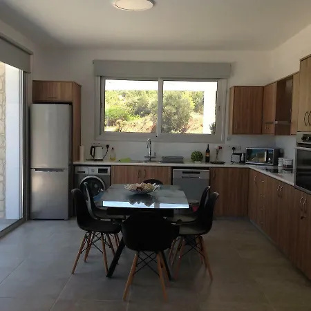 Idol Exceptional Βίλα