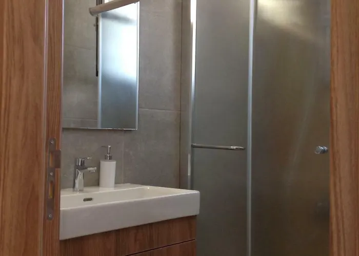 Idol Exceptional Vila