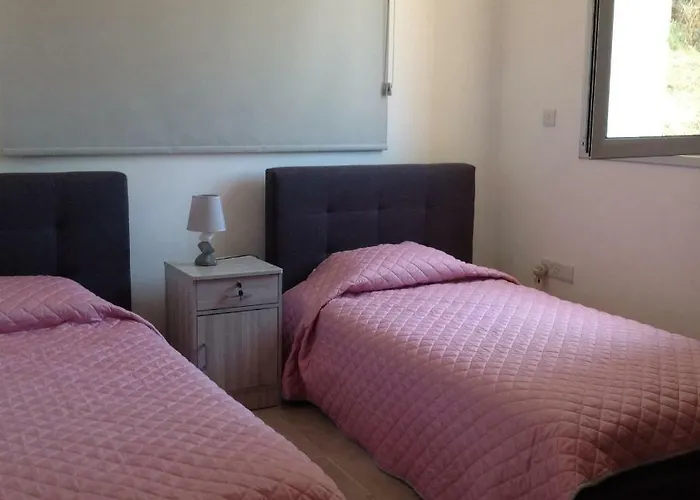 Idol Exceptional Vila